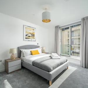  Apartment Riverside United Kingdom